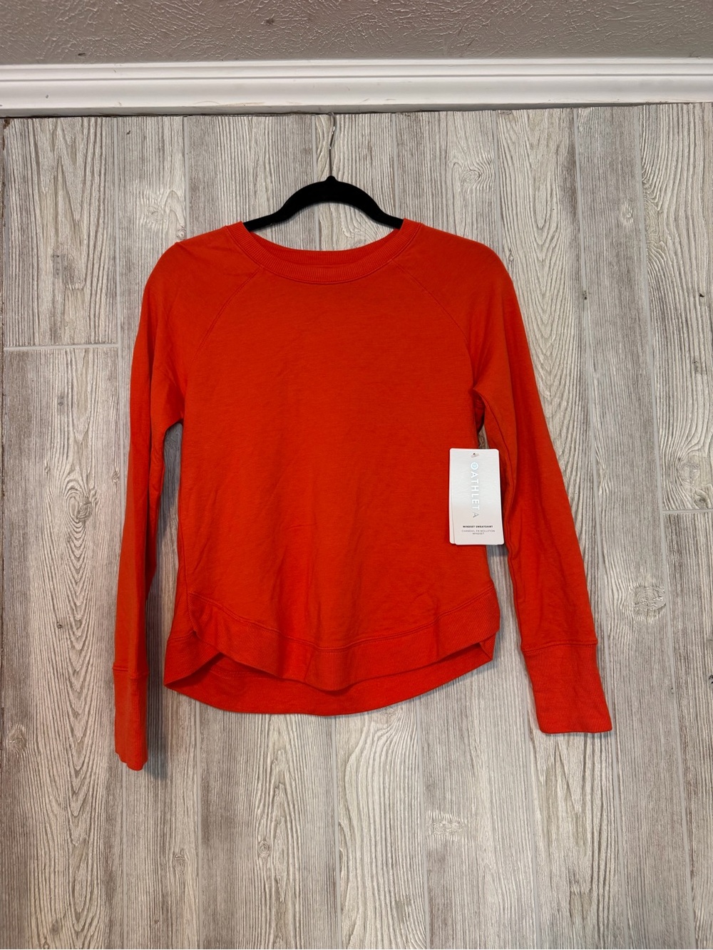 Athleta Orange Crewneck Pullover Lightweight Sweatshirt
